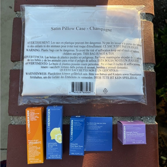 Other - olehenriksen travel kit